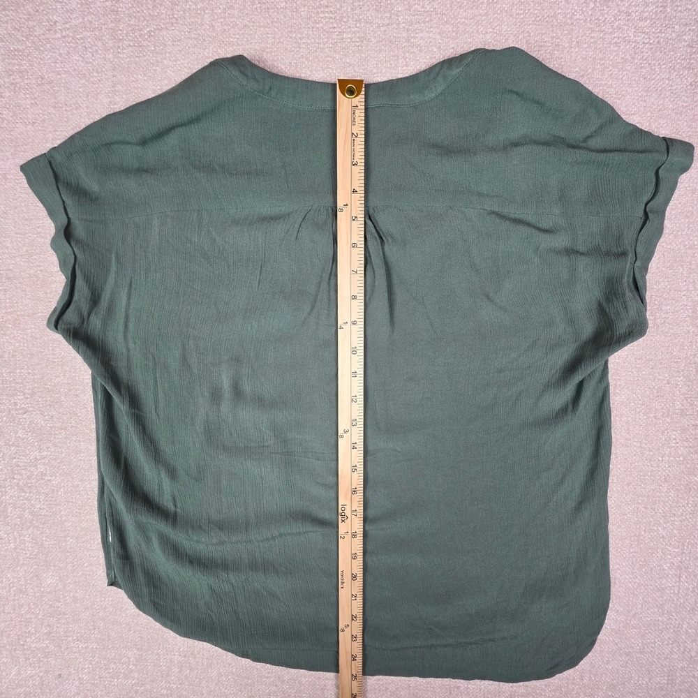 Orvis Womens Green Short Sleeve Button Up Blouse Crinkle Texture Top Medium NEW - Picture 6 of 9